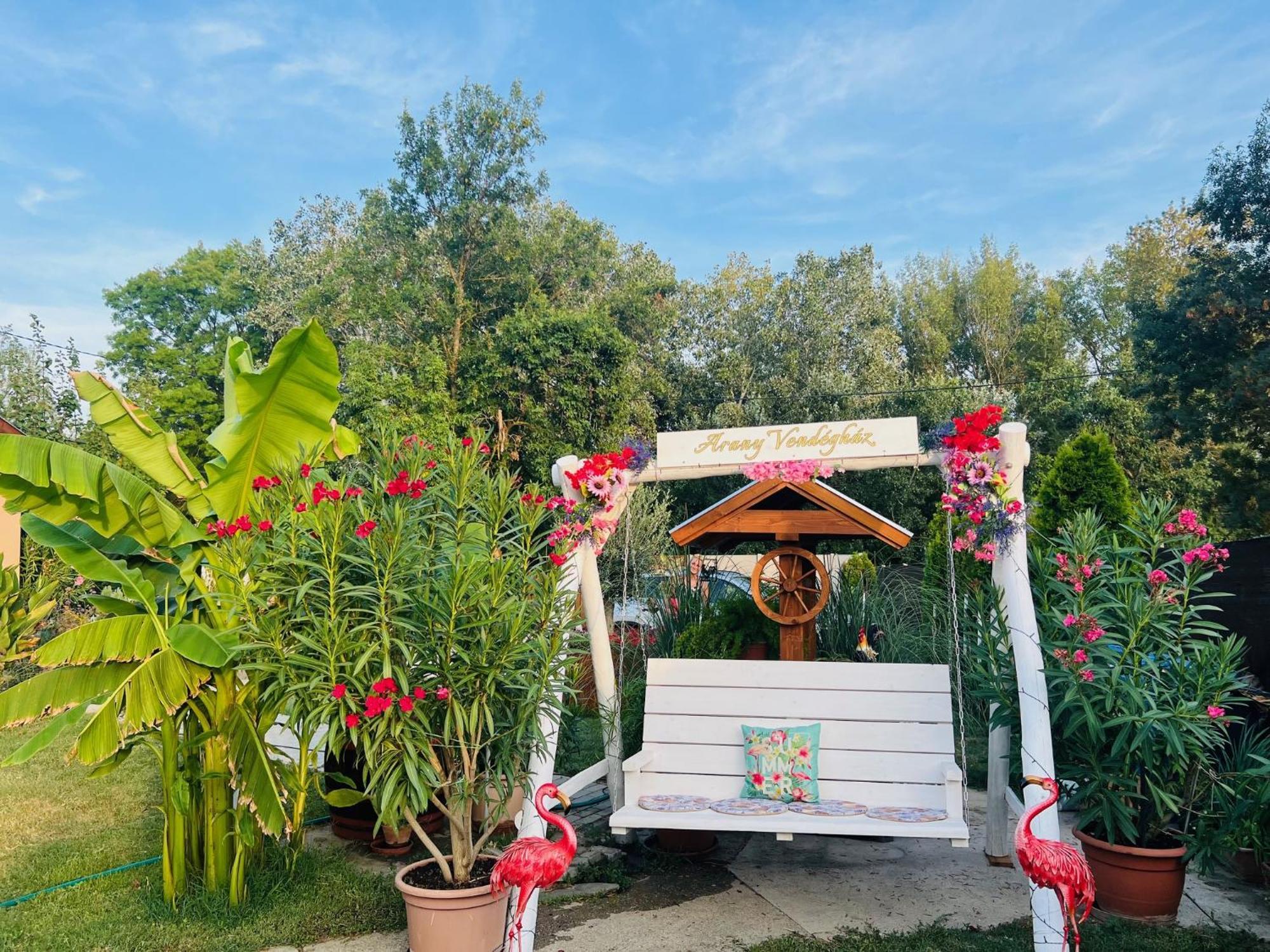 Arany Vendeghaz Villa Szarvas Exteriör bild
