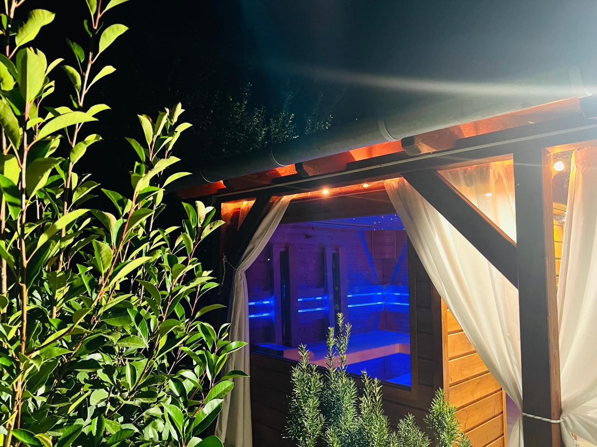 Arany Vendeghaz Villa Szarvas Exteriör bild